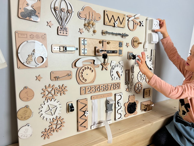 🧩 Planche Sensorielle Montessori – Jouet d’Éveil & Développement Bébé 👶✨