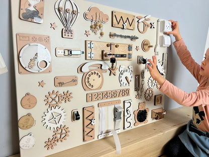 🧩 Planche Sensorielle Montessori – Jouet d’Éveil & Développement Bébé 👶✨